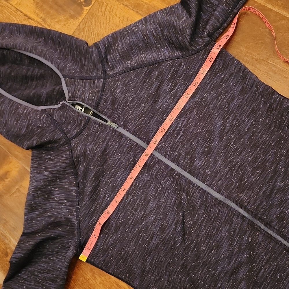 GapFit Full Zip Plush Lined Tech Hoodie - Picture 7 of 9
